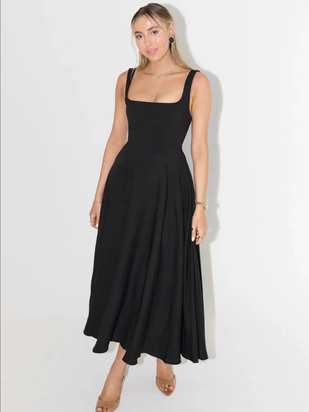 Catalina - Elegante vestido con tirantes