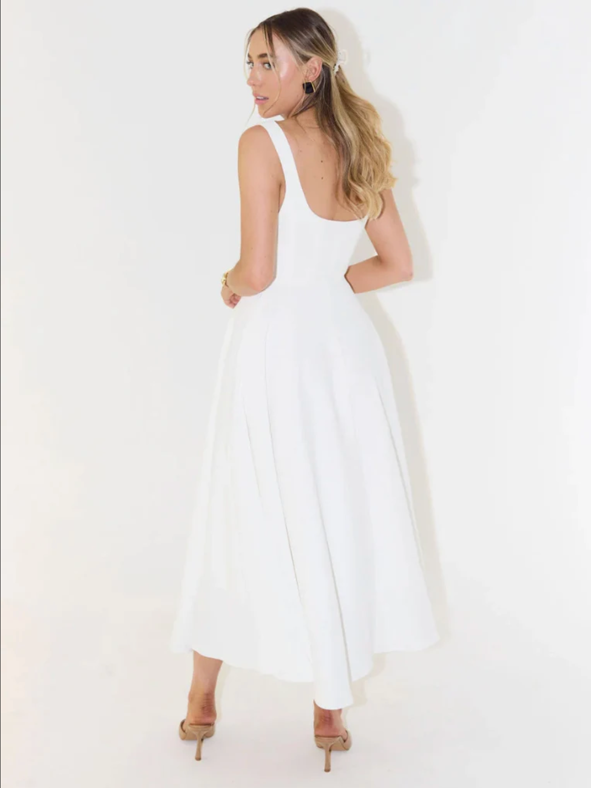 Catalina - Elegante vestido con tirantes