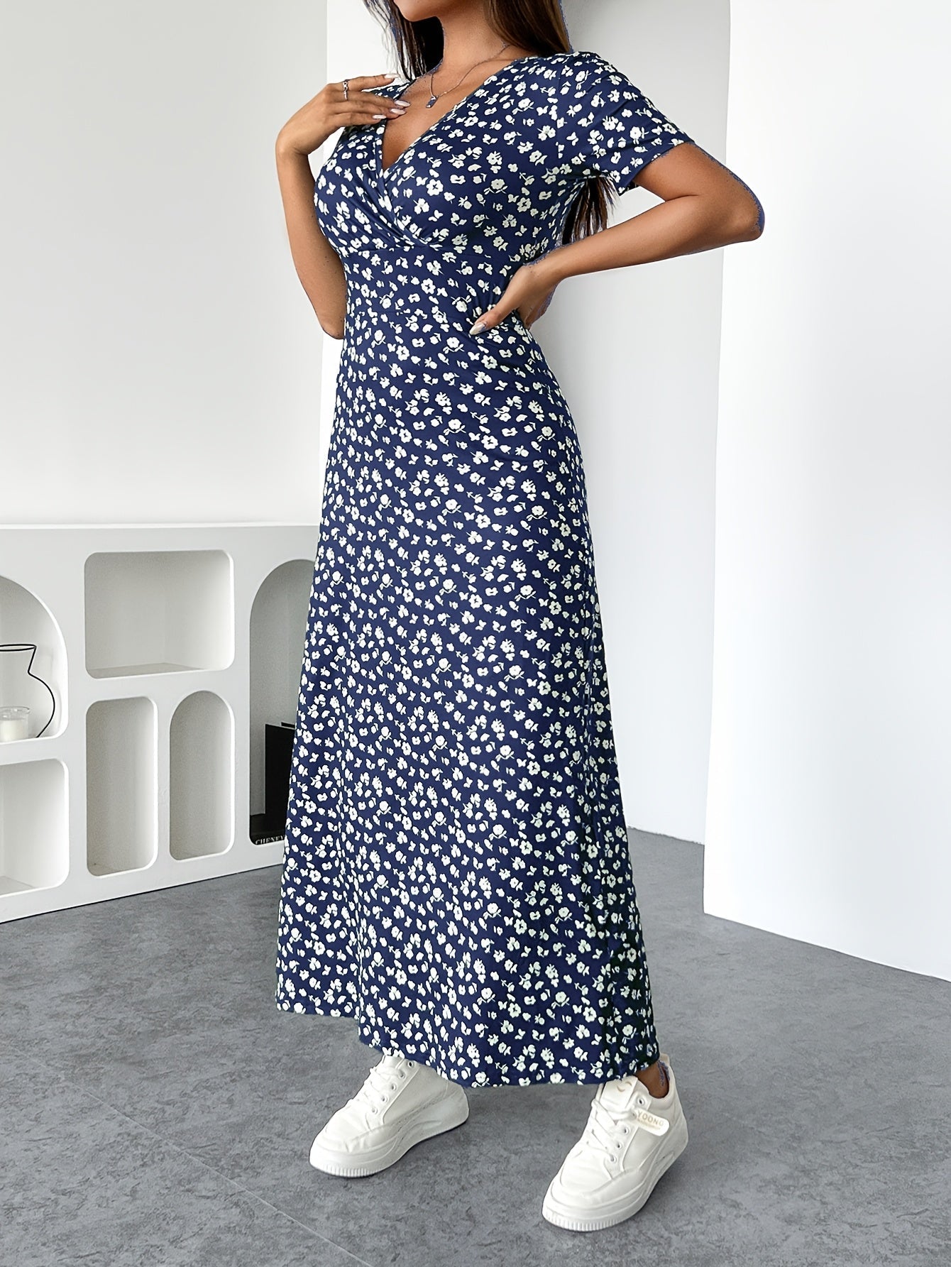 Primavera - Vestido floral elástico con escote en V
