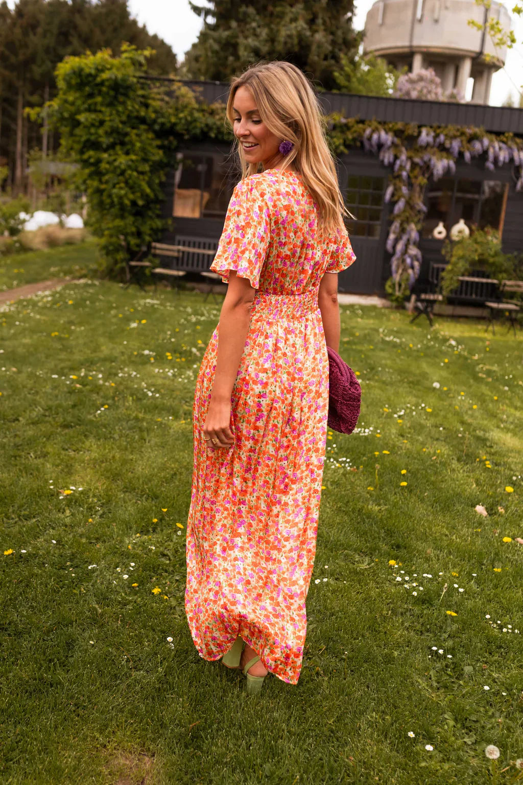 Marlena - Vestido con brillo veraniego con encanto femenino